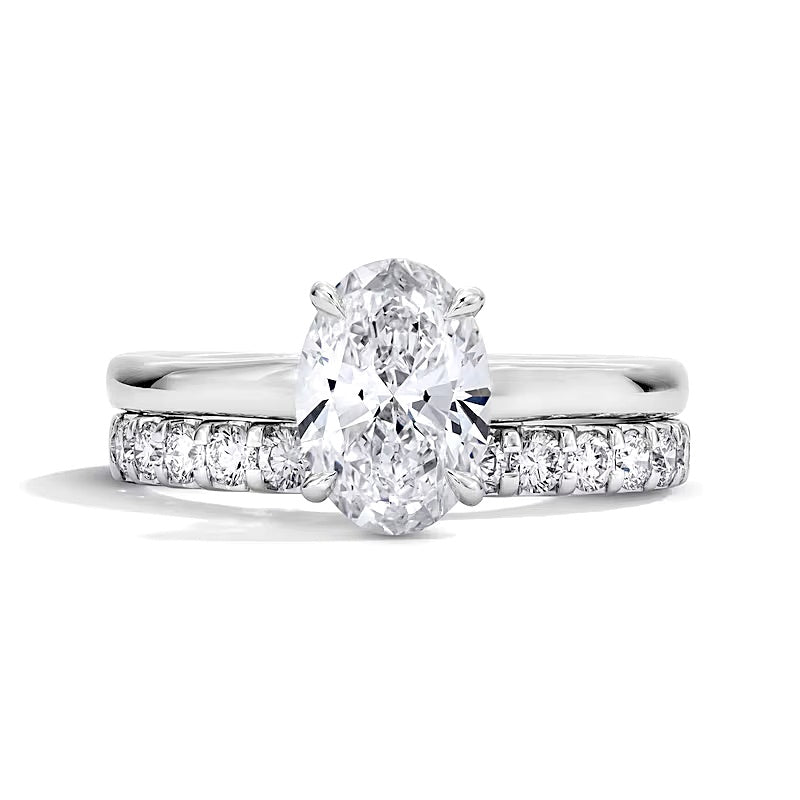 2.0 CT. TW Braut-Set mit ovalem Labordiamant und verstecktem Rahmen in 14K Weißgold (F/VS2)
