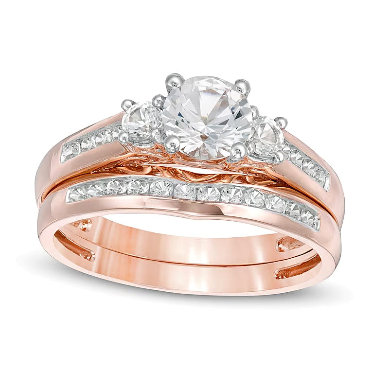 Braut-Set mit Labor-Saphir in Weiß, rund, 5,4 mm, Dreistein, aus 10K Roségold