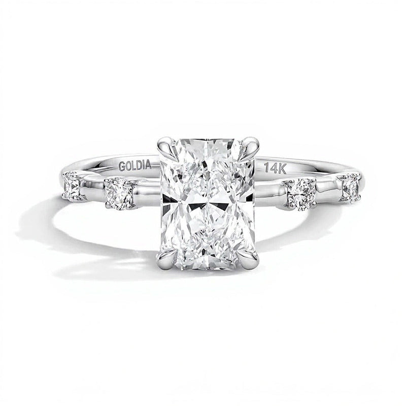 1,75 CT. Gesamtgewicht Verlobungsring mit Labordiamant im Radiant-Schliff, Solitär mit seitlichem Besatz, in 14K Weißgold (F/VS2)
