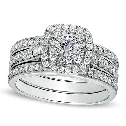Brautset mit Diamanten im Kissenschliff mit doppeltem Halo, 1.0 ct. Gesamtgewicht, in 10K Weißgold