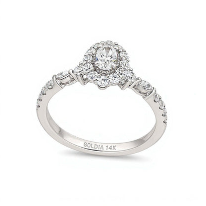 0.75 ct. Gesamtgewicht Verlobungsring im Vintage-Stil mit Halo und ovalem Diamant in 14K Weißgold