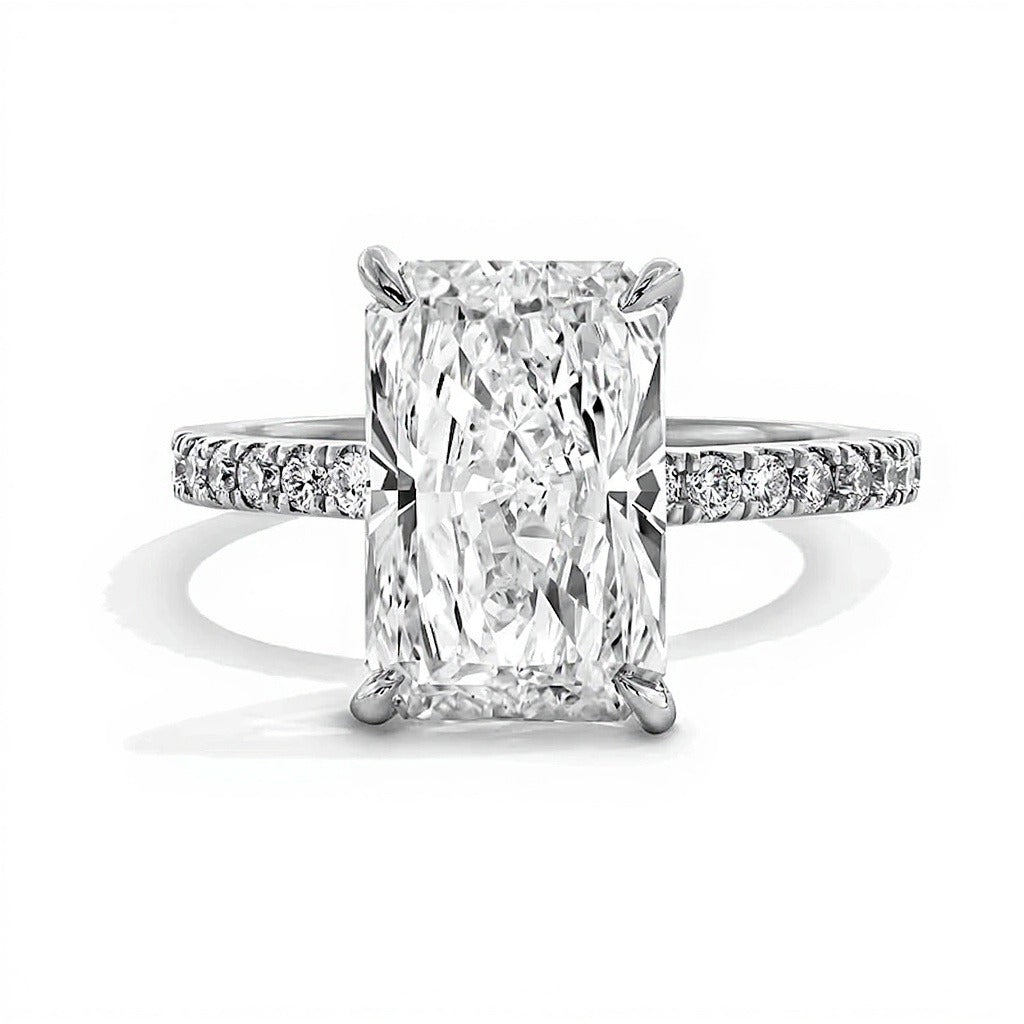 4.25 ct. Gesamtgewicht Labordiamant im Radiant-Schliff Solitär mit seitlichem Besatz in Platin (F/VS2)