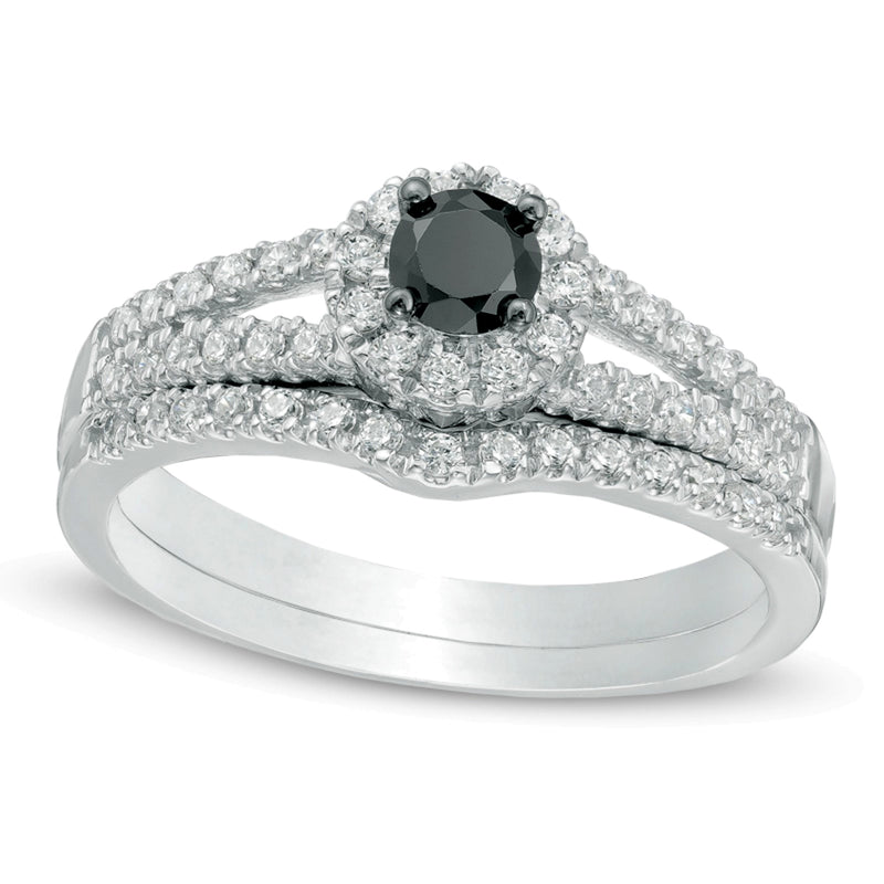 0,5 ct. Gesamtgewicht Brautset mit behandelten schwarzen und weißen Diamanten und geteiltem Schaft in 10K Weißgold