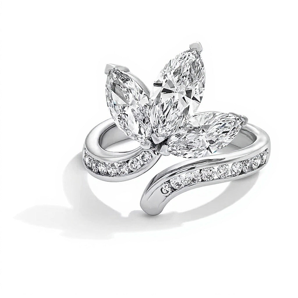 2,75 ct. Gesamtgewicht Labordiamant-Fashion-Ring im Marquise- und Rundschliff in 14K Weißgold (F/VS2)