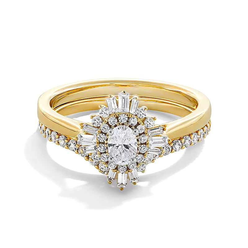 0,75 ct. Gesamtgewicht Brautset mit ovalen Diamanten und doppeltem Sunburst-Rahmen in 14K Gelbgold