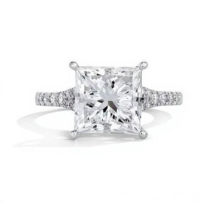 4.5 CT. Gesamtgewicht Verlobungsring im Princess-Schliff mit Labordiamanten, Solitär mit seitlichem Besatz, in 14K Weißgold (F/SI2)