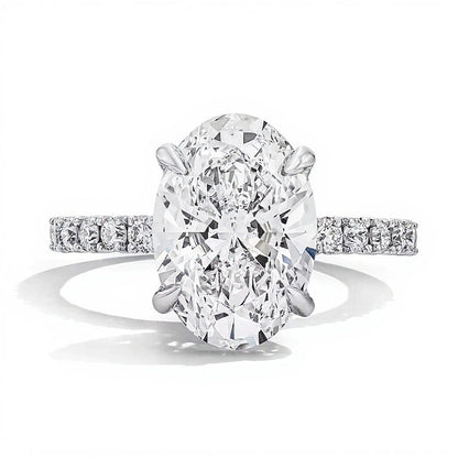 4.5 CT. TW Solitär mit seitlichem Besatz Verlobungsring mit ovalem Labordiamant in 14K Weißgold (F/VS2)