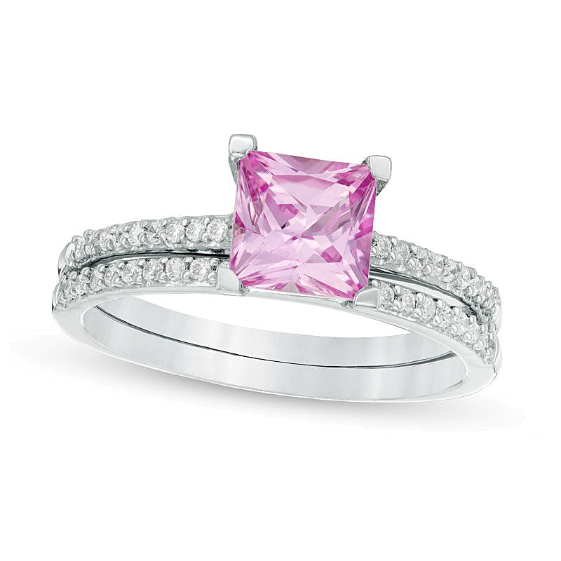6,0 mm Brautset mit Princess Labor-Rosa-Saphir und 0,2 ct. Gesamtgewicht Diamant in rhodiniertem Sterlingsilber