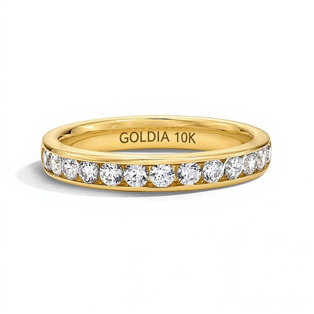 0.75 ct. Gesamtgewicht Memoire-Ring mit kanalgefassten Labordiamanten in 10K Gelbgold (F/VS2)