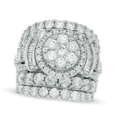 6.0 ct. Gesamtgewicht Multi-Diamant Brautset mit Rahmen und Baguette-Besatz, dreiteilig, aus 14K Weißgold