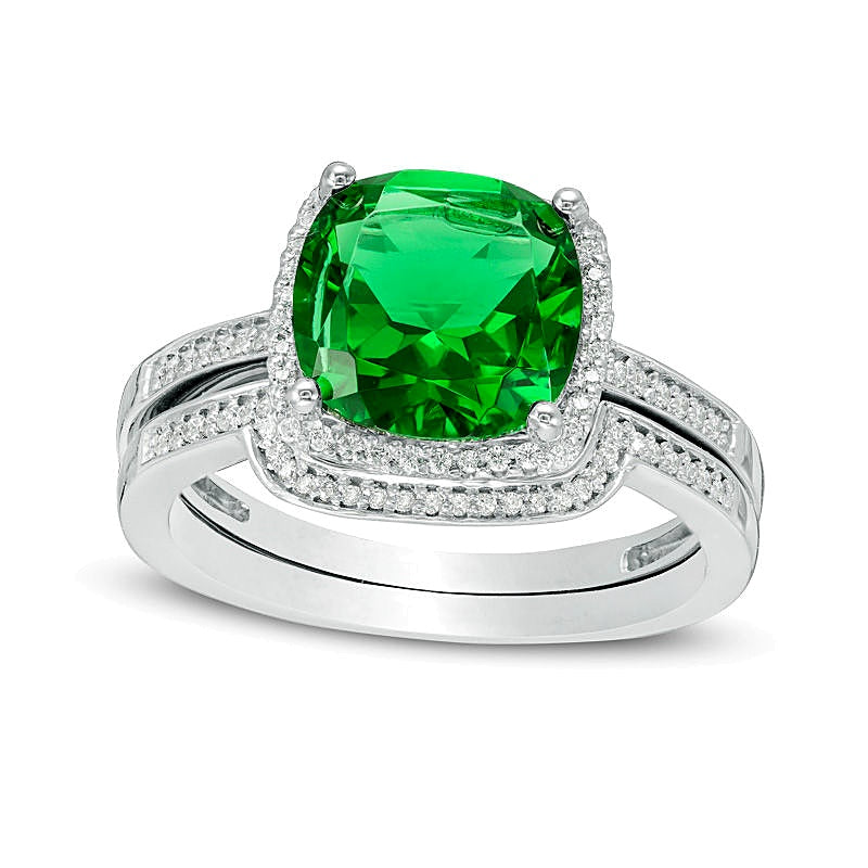9,0mm Braut-Set mit Labor-Smaragd im Kissenschliff und Diamanten 0,2 ct. Gesamtgewicht in 10K Weißgold