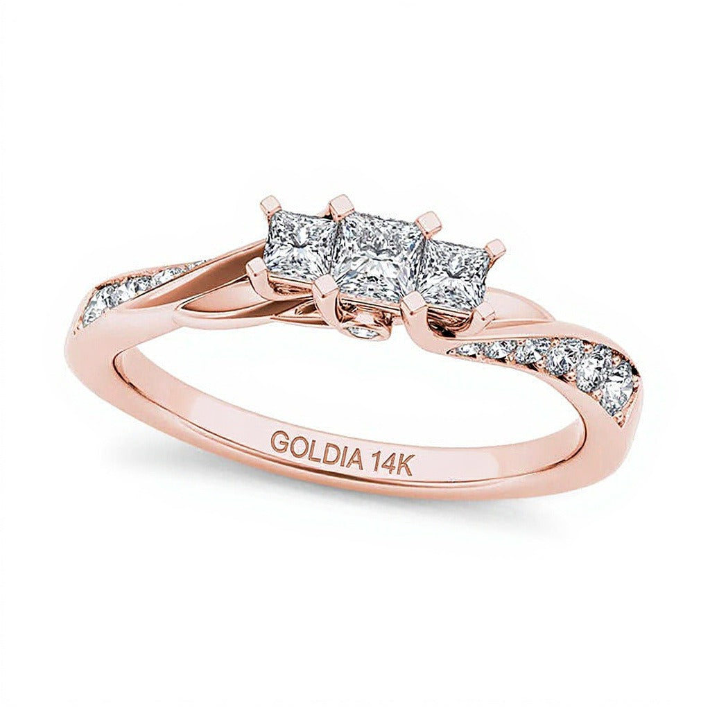 0.5 ct. Gesamtgewicht Dreistein-Ring mit Diamanten im Princess-Schliff und gedrehter Ringschiene in 14K Roségold