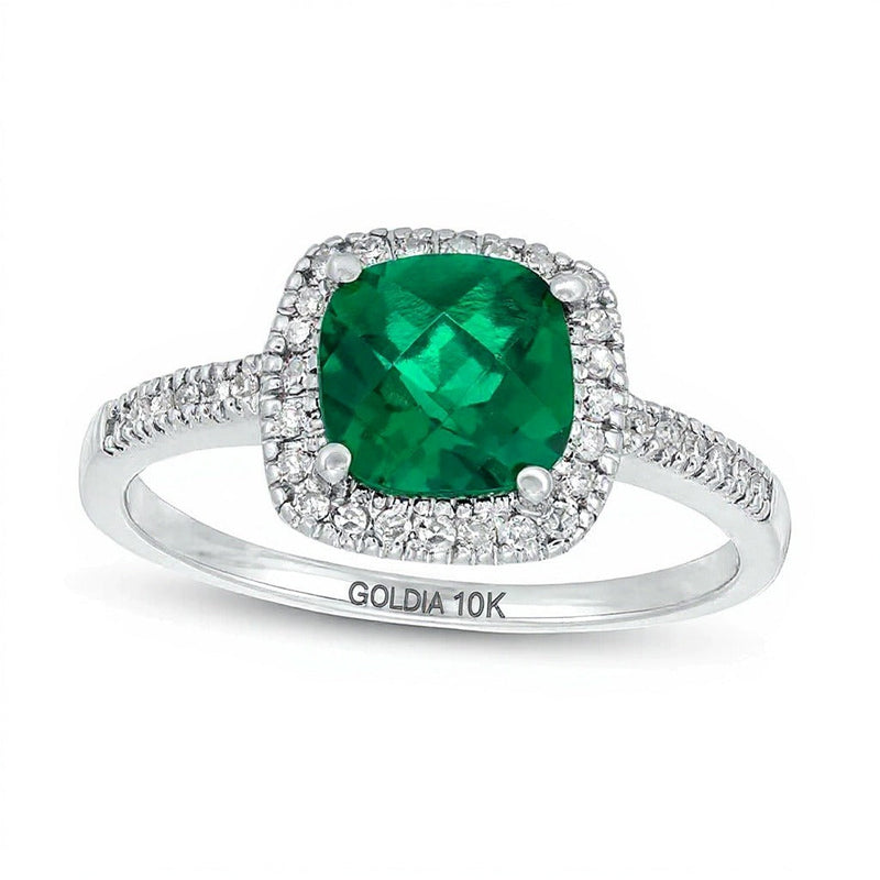 7,0 mm Ring mit Labor-Smaragd im Kissenschliff und 0,2 ct. Gesamtgewicht Diamanten im Halo aus 10K Weißgold