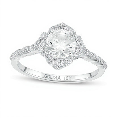 6,0 mm Labor-Saphir in Weiß und 0,13 ct. Gesamtgewicht Diamant Halo-Blütenring in 10K Weißgold