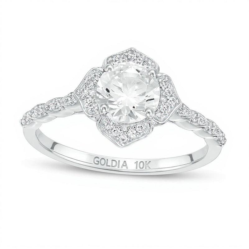 6,0 mm Labor-Saphir in Weiß und 0,13 ct. Gesamtgewicht Diamant Halo-Blütenring in 10K Weißgold