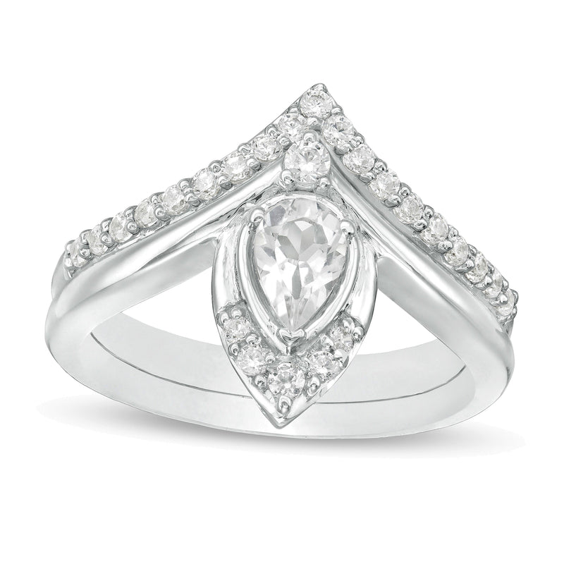 Braut-Set mit tropfenförmigem synthetischem weißem Saphir und 0,33 ct. Gesamtgewicht Diamanten in 10K Weißgold