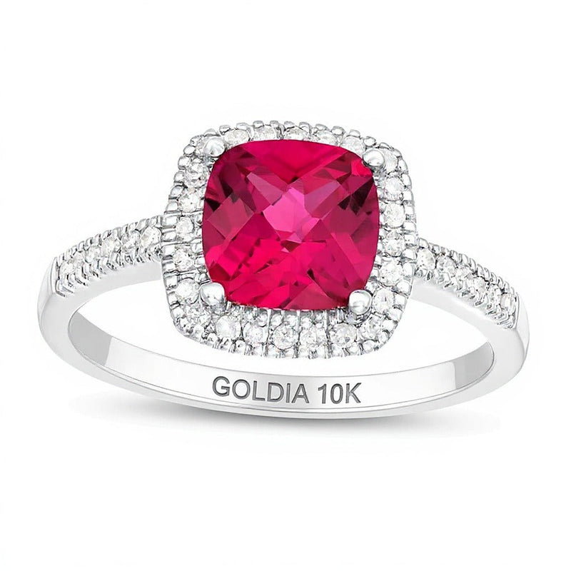 Fashion-Ring mit Labor-Rubin im Kissenschliff 7,0mm und Diamanten 0,2 ct. Gesamtgewicht in 10K Weißgold