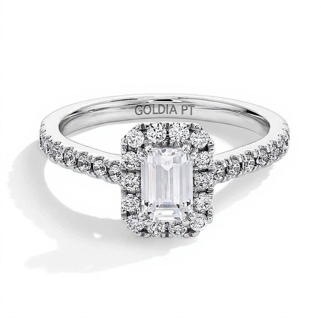 Halo-Verlobungsring mit Labordiamant im Smaragdschliff, 1.0 ct. Gesamtgewicht, in Platin (F/SI2)