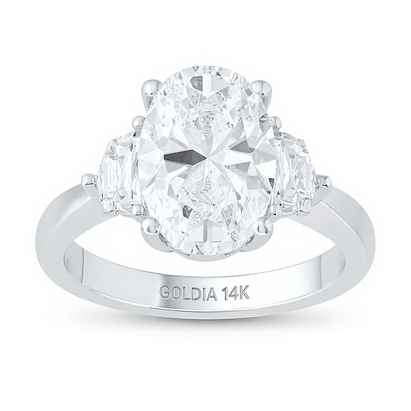 4.75 CT. Gesamtgewicht Labordiamant-Verlobungsring Dreistein mit Oval und Shield in 14K Weißgold (F/VS2)