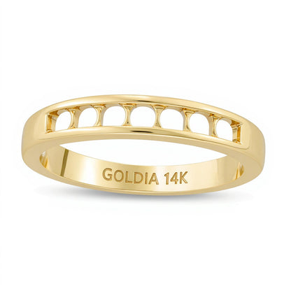 Ring mit blauem Saphir und 0,13 ct. Gesamtgewicht Diamanten, kanalgefasst, in 14K Gelbgold