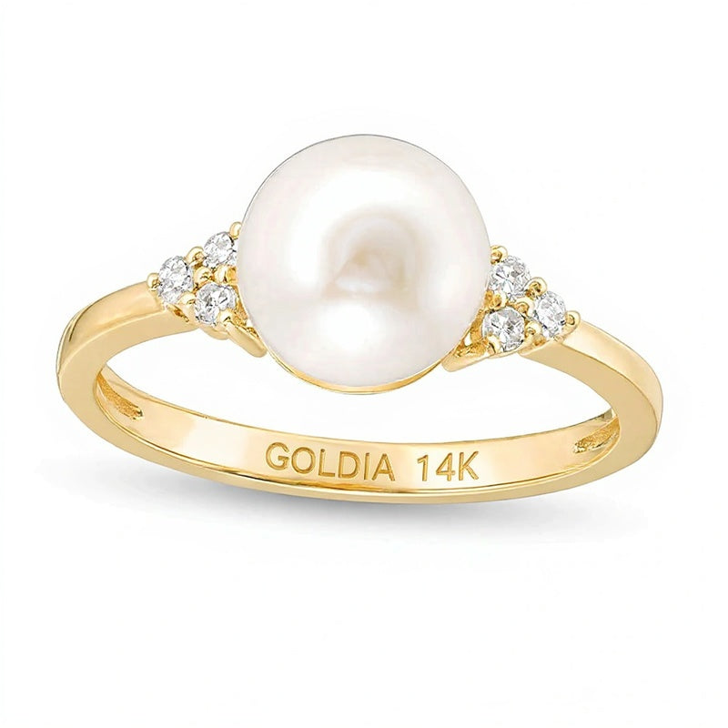 Solitär-Ring mit seitlichem Besatz mit 7,5–8,0 mm Zuchtperle und Diamanten in 14K Gelbgold