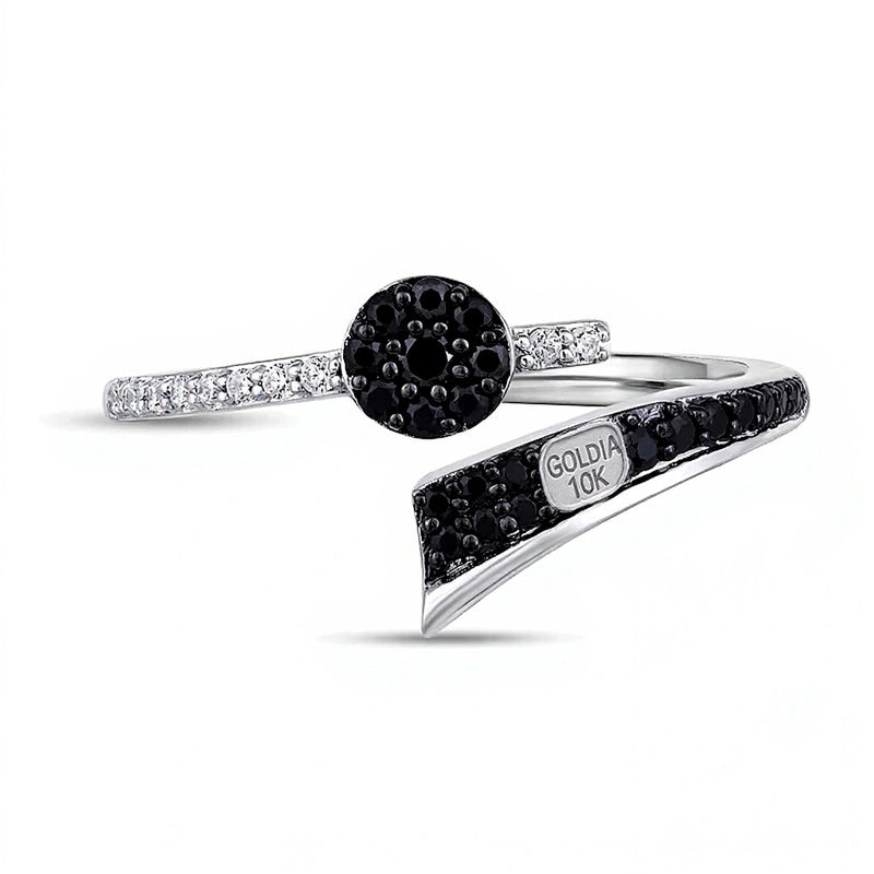 0,33 ct. Gesamtgewicht Ring mit schwarzen und weißen Diamanten im Bypass-Design in 10K Weißgold