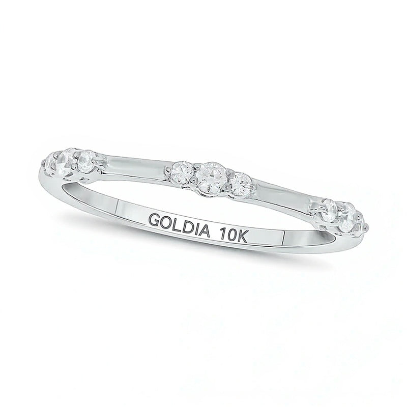 Ring aus 10K Weißgold mit Diamanten im Rundschliff, 0.17 ct. Gesamtgewicht