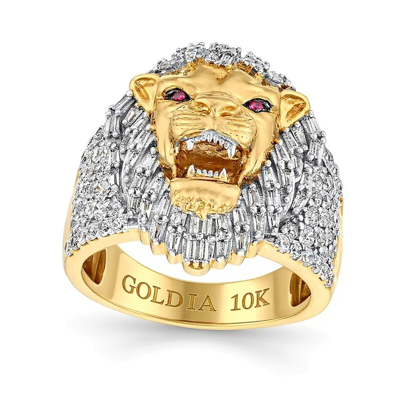 Löwenkopf-Ring mit Diamanten im Baguette- und Rundschliff sowie Labor-Rubinen in 10K Gelbgold, 1.5 ct. Gesamtgewicht