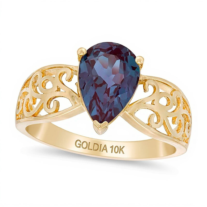 Fashion-Ring mit tropfenförmigem Alexandrit in 10K Gelbgold