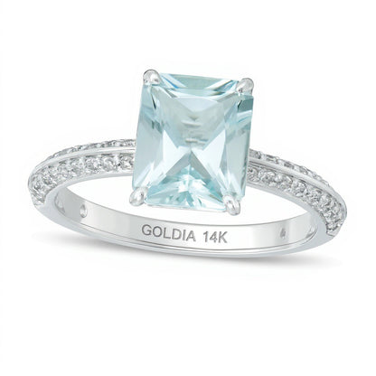 Ring mit Aquamarin im Smaragdschliff und 0,25 ct. Gesamtgewicht Diamanten in 14K Weißgold