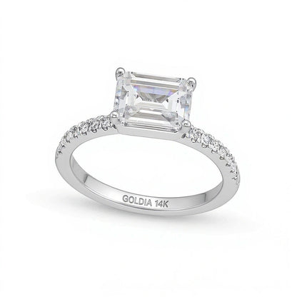 1.75 CT. Gesamtgewicht Solitär mit seitlichem Besatz mit Labordiamant im Smaragdschliff in 14K Weißgold (F/SI2)