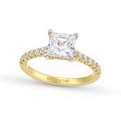 1,88 ct. Solitär mit seitlichem Besatz Verlobungsring mit Labordiamanten im Princess-Schliff in 14K Gelbgold (F/VS2)