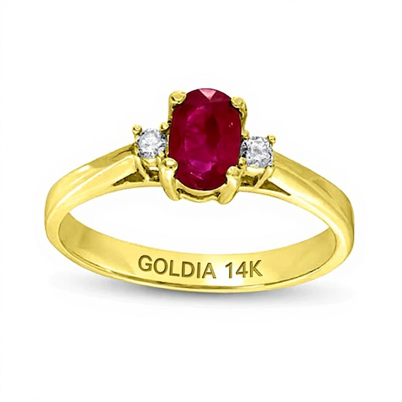Solitär mit seitlichem Besatz mit ovalem Rubin und 0,05 ct. Gesamtgewicht Diamanten in 14K Gelbgold für Damen