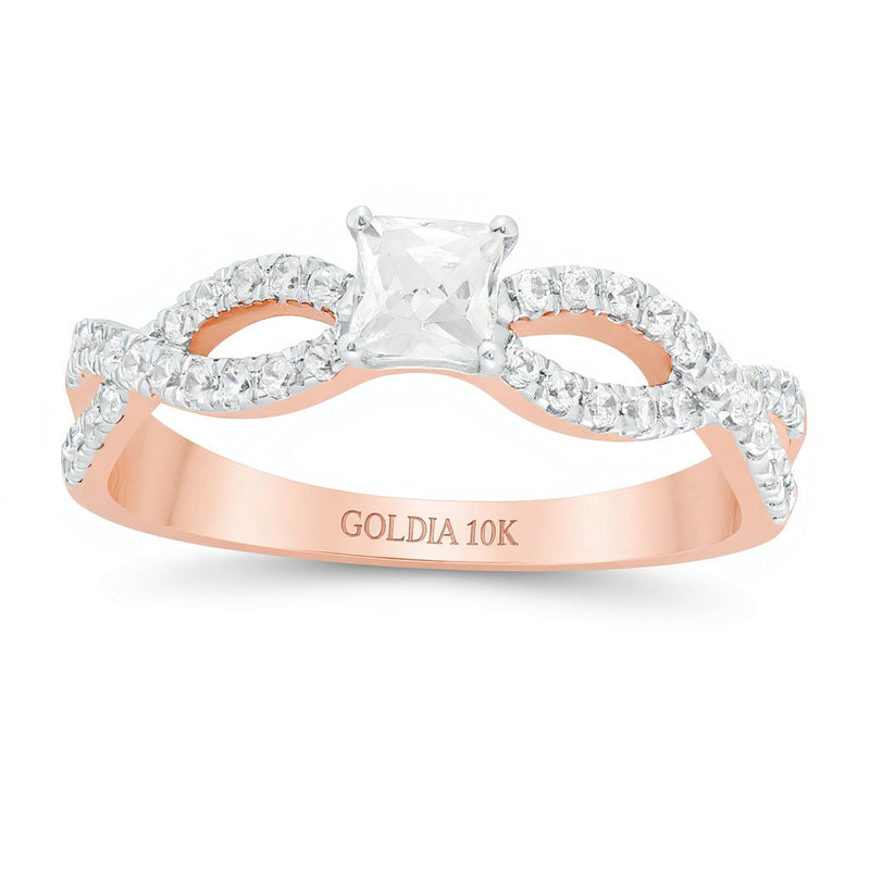 0.5 CT. Gesamtgewicht Verlobungsring Solitär mit seitlichem Besatz mit Diamanten im Princess- und Rundschliff in 10K Roségold