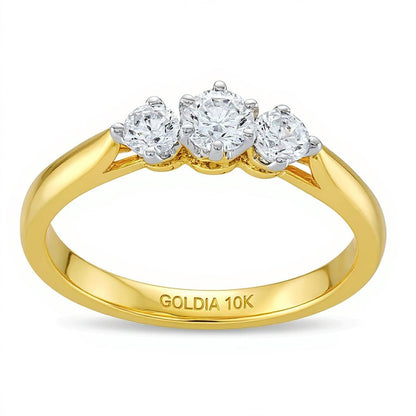 Dreistein-Verlobungsring 0.5 CT. Gesamtgewicht mit runden weißen Diamanten in 10K Gelbgold