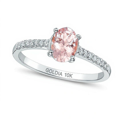 Ring mit ovalem Morganit und Diamant-Besatz in 10K Weißgold