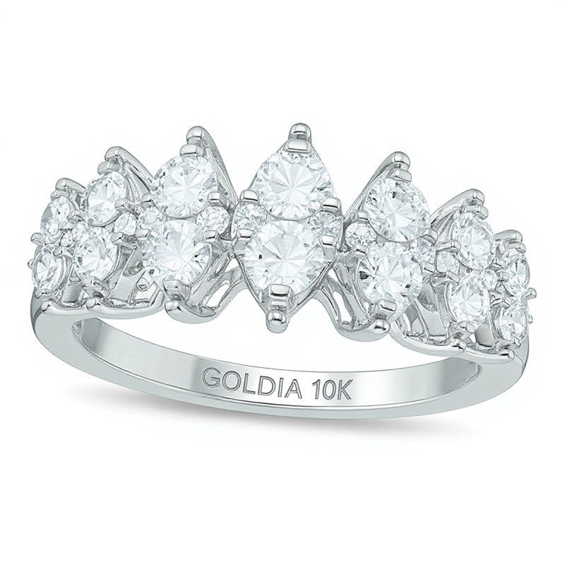 Ring mit 1.0 CT. Gesamtgewicht Diamanten, sieben Steine, in 10K Weißgold