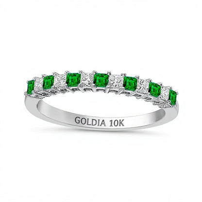Memoire-Ring mit Smaragd im Princess-Schliff und 0,2 ct. Gesamtgewicht Diamanten im Princess-Schliff im Wechsel in 10K Weißgold