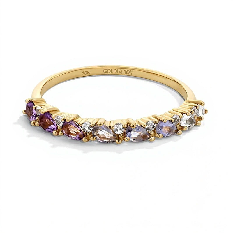 Ring mit Amethyst, Tansanit und weißem Saphir im Tropfenschliff in 10K Gelbgold