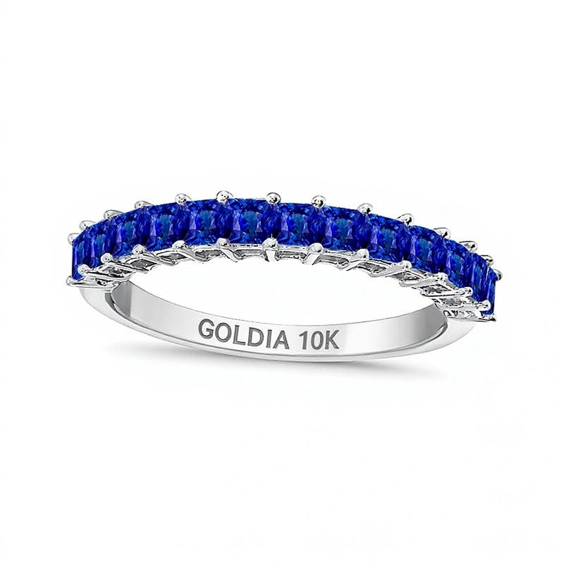 Memoire-Ring mit blauem Saphir im Princess-Schliff in 10K Weißgold