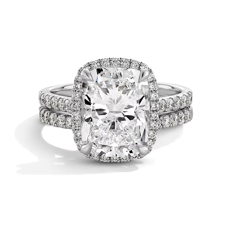 Braut-Set mit Labordiamanten im Kissenschliff und rund, 4,63 ct. Gesamtgewicht, in 14K Weißgold (F/VS2)