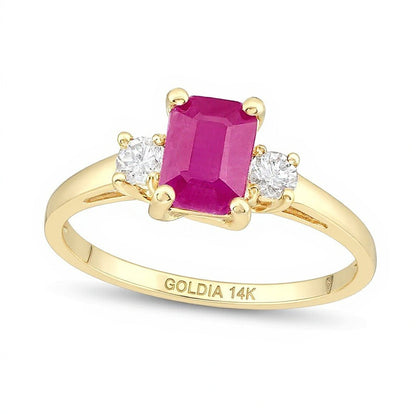 Dreistein-Ring mit Rubin im Smaragdschliff und 0,2 ct. Gesamtgewicht Diamanten in 14K Gold