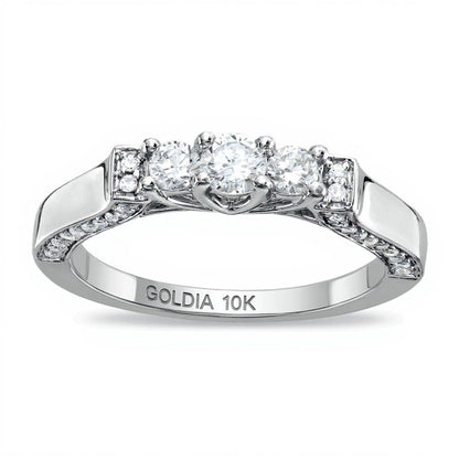 0.5 ct. Gesamtgewicht Diamant Dreistein-Ring in 10K Weißgold