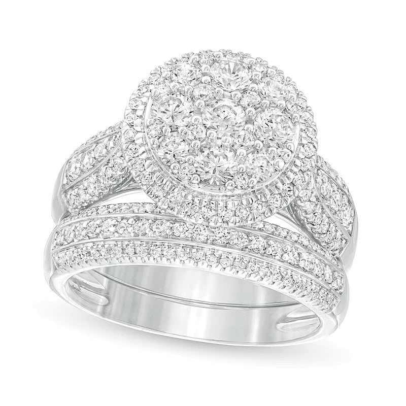 Braut-Set mit weißen Diamanten 1.5 ct. Gesamtgewicht mehrreihig in 10K Weißgold
