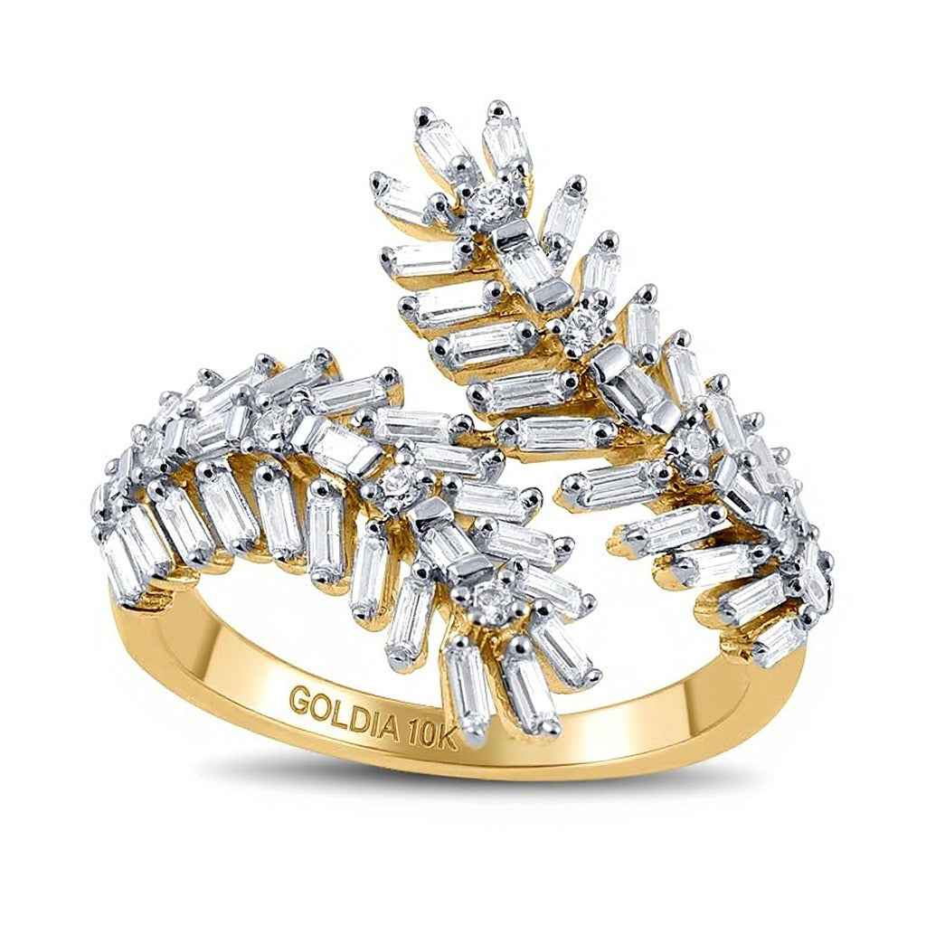 0,75 ct. Gesamtgewicht Blätter-Wickelring mit Baguette-Diamanten in 10K Gelbgold
