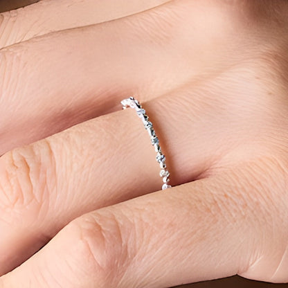 0.07 ct. Gesamtgewicht Diamant Memoire-Ring zum Stapeln in 10K Gelbgold