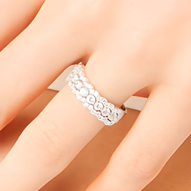 1.0 ct. Gesamtgewicht Diamant-Ring mit Muschelrand in 10K Weißgold