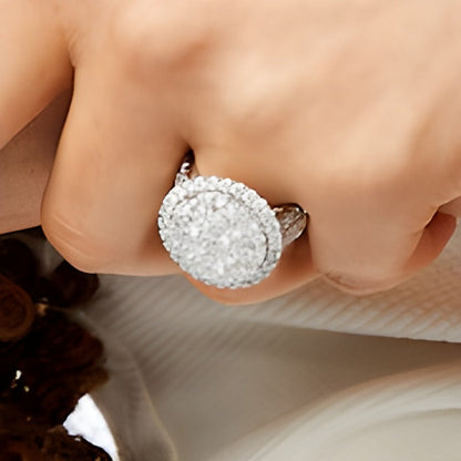 4.0 ct. Gesamtgewicht Multi-Diamant Verlobungsring mit Rahmen und mehrreihiger Schiene aus 14K Weißgold