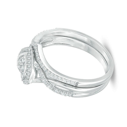 0.2 ct. Gesamtgewicht Diamant Brautset mit Herz-Rahmen und Twist-Design in 10K Weißgold