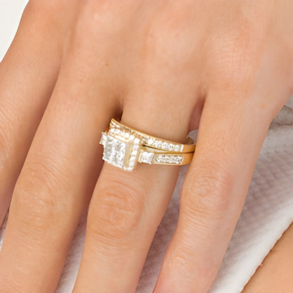 Braut-Set mit Diamanten im Princess-, Rund- und Kissenschliff 1.0 ct. Gesamtgewicht in 10K Gelbgold